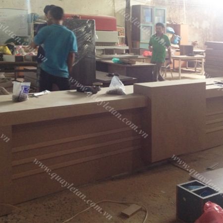 Quầy Lễ Tân Thấp Sơn QLTT S19